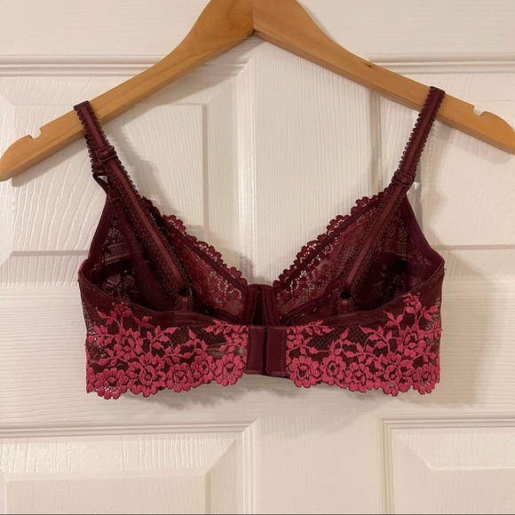 Wacoal Embrace Lace Bra - Picture 5 of 8